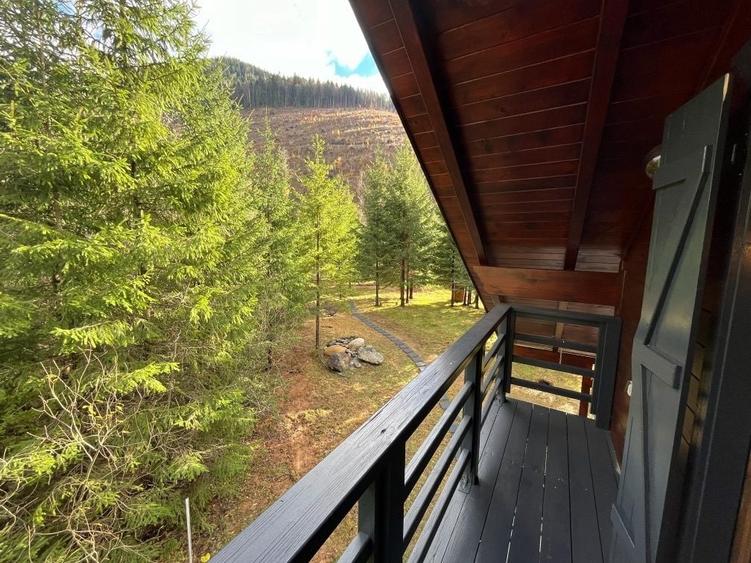 Casă cu 3 camere cu Teren 1500 Mp în Vale