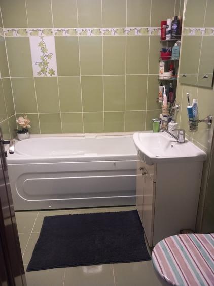 proprietar,vand apartament 2 camere,etaj 1 - 1