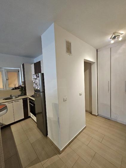Apartament cu 2 camere decomandat, mobilat în Subcetate