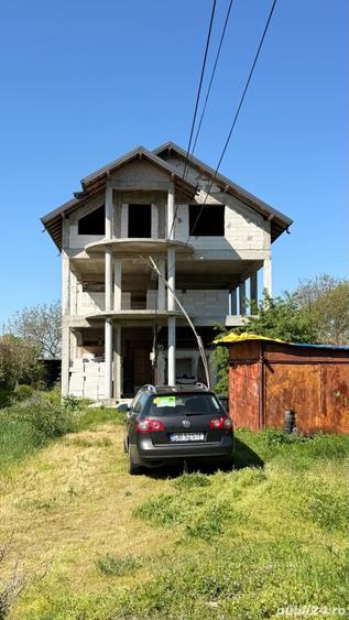 Casă cu 6 camere cu Teren 1628 Mp în Bungetu