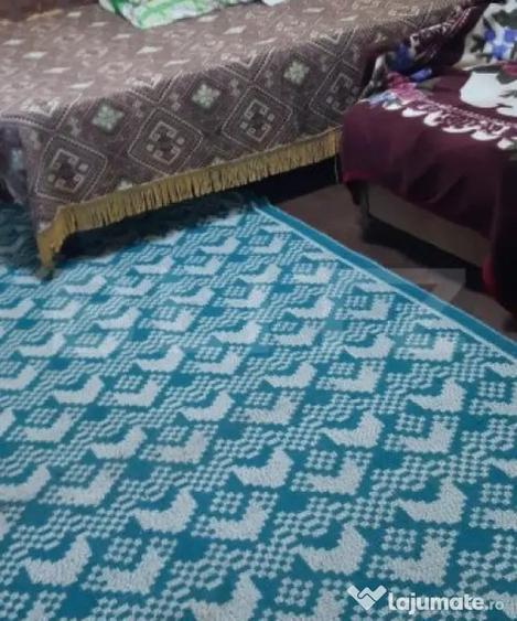 Casă cu 5 camere cu Teren 2348 Mp în Găești