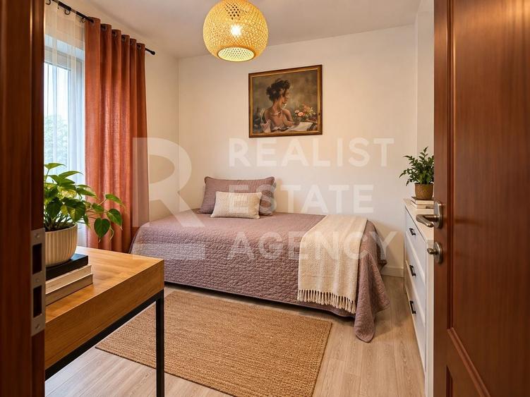 Casă individuală cu 5 camere cu Canalizare în Central