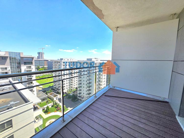Apartament cu 3 camere semidecomandat în Domenii
