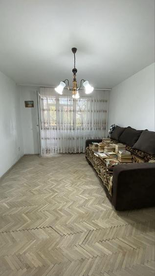 Vând apartament 2 camere semidecomandat, zona Stomatologie, Spital neuropsihiatr - 4