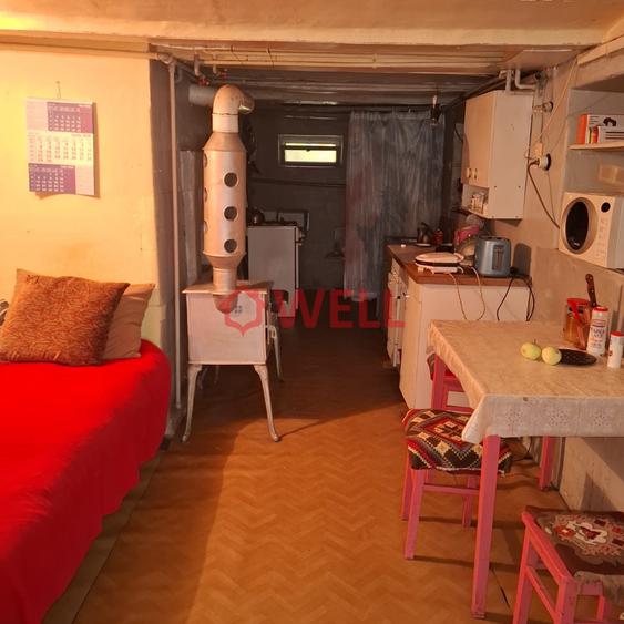 Casă individuală cu 10 camere cu Teren 1200 Mp în Sângeorgiu de Pădure