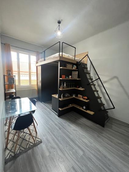Apartament cu 3 camere decomandat în Ultracentral
