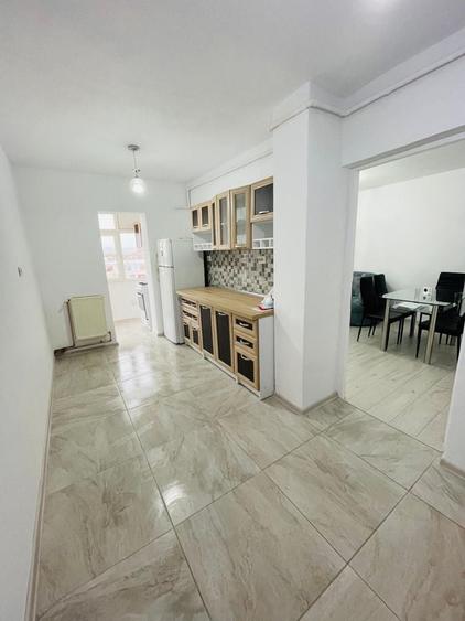 Apartament cu 2 camere decomandat în Exterior Vest