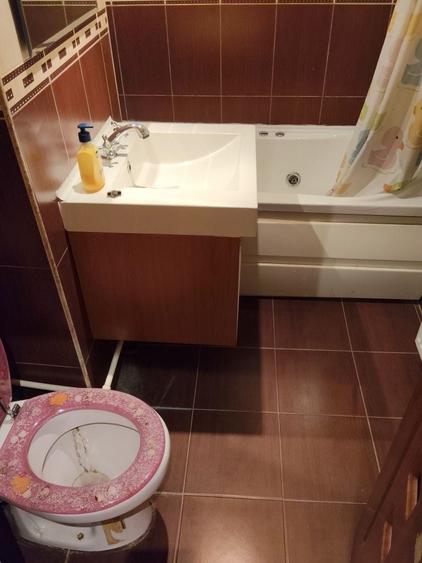 Apartament cu 3 camere decomandat în Micro 11