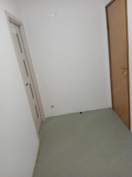 Spațiu comercial, de 40 mp, în Central