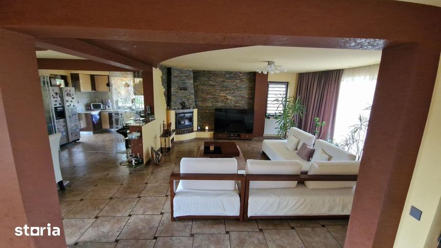 Vila zona Bucium - 15