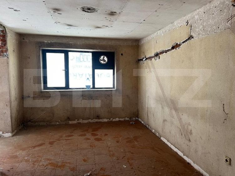 Spațiu comercial, de 60.810001373291 mp, în Burdujeni