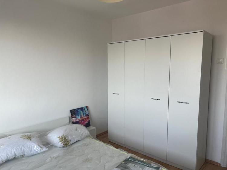 Apartament cu 3 camere în Moșilor
