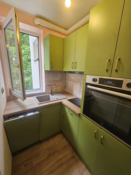 Apartament cu 2 camere semidecomandat, mobilat în Plopilor