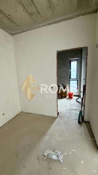 Casă individuală cu 5 camere cu Teren 500 Mp în Florești