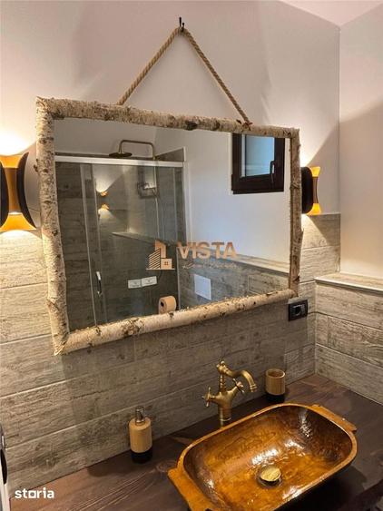 Casă cu 6 camere cu Teren 1500 Mp în Central