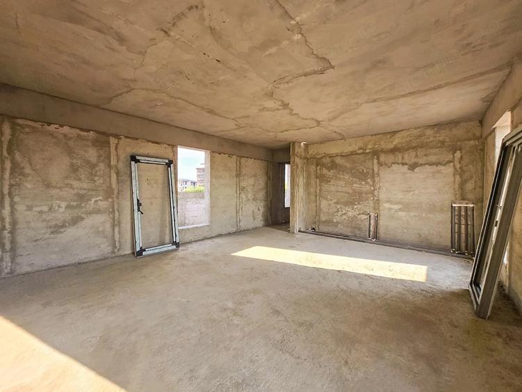 Apartament cu 4 camere decomandat în Militari