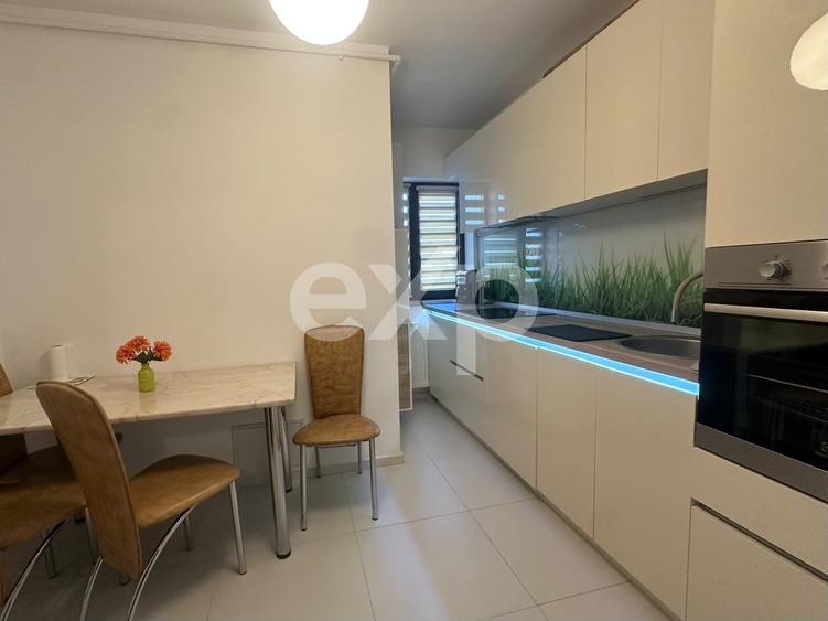 Apartament cu 2 camere semidecomandat, mobilat în Florești