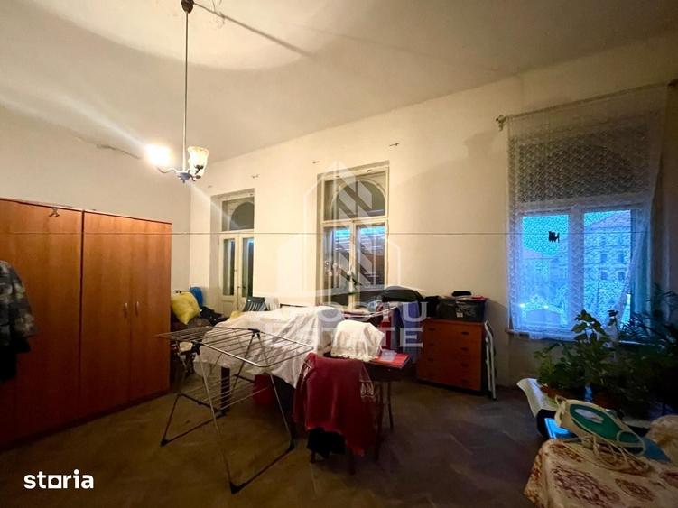 Apartament cu 3 camere în Central