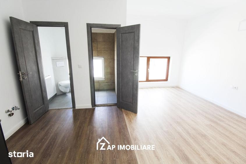 Apartament cu 5 camere decomandat în Libertății