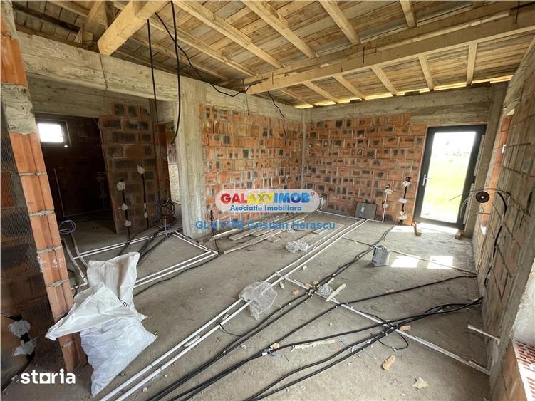 Casă cu 3 camere cu Teren 400 Mp în Crevedia