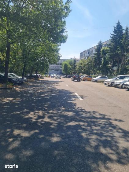 Apartament cu 2 camere semidecomandat în Războieni