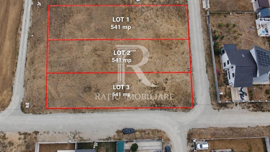 Teren Construcții intravilan de 541 mp, în Sântandrei