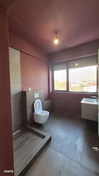 Spațiu comercial, de 350 mp, în Străulești