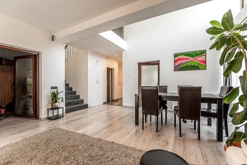 Casă cu 4 camere cu Teren 511 Mp în Central