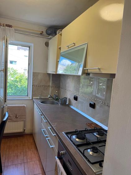 Apartament 2 camere Dacia Rond Zimbru - 8
