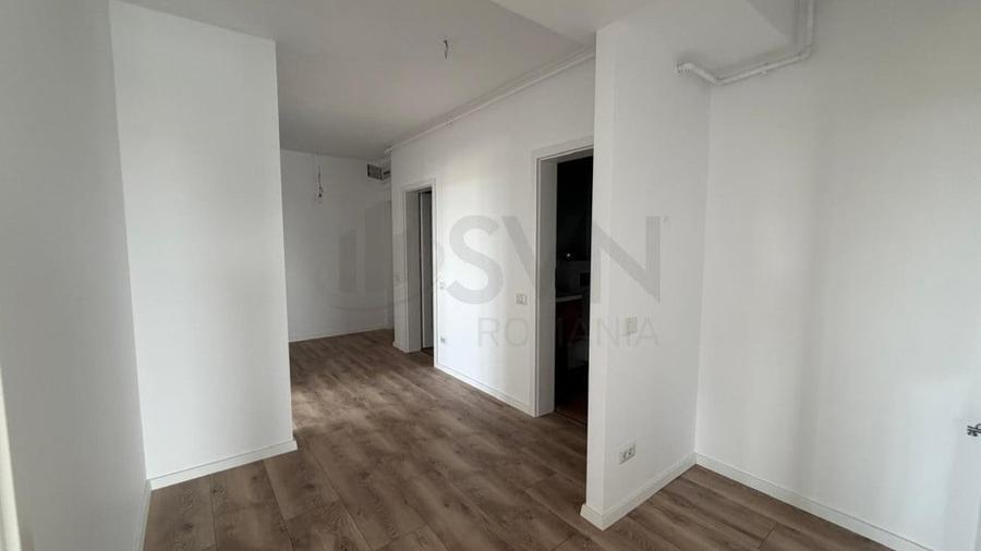Apartament cu 3 camere decomandat în Sisești