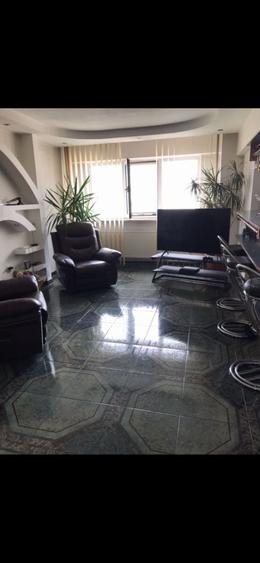 Casă cu 3 camere în Central