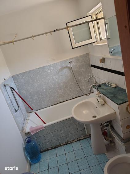 Apartament cu 3 camere în Pantelimon