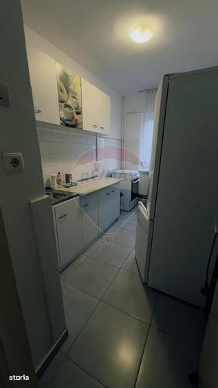 3 camere decomandat, etaj 3, bilateral, 73mp, vis-a-vis de Sara - 7