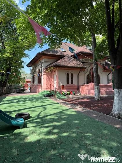 Casă cu 7 camere cu Teren 1000 Mp în Timpuri Noi