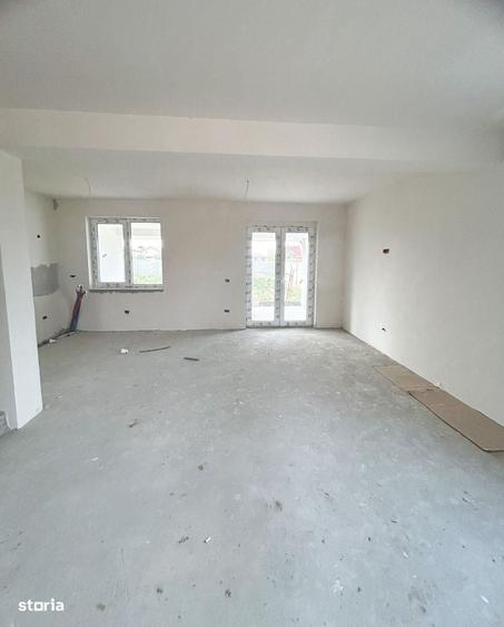 Apartament cu 4 camere în Moșnița Nouă