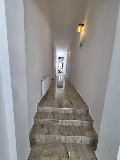 Spațiu comercial, de 1,200 mp, în Central