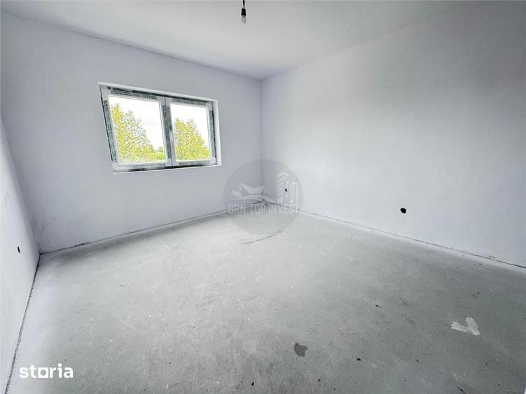 Casă cu 4 camere cu Teren 265 Mp în Șura Mică
