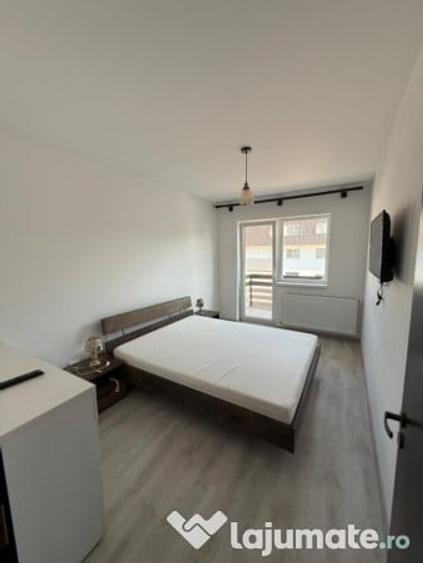 Apartament cu 2 camere decomandat în Sânpetru