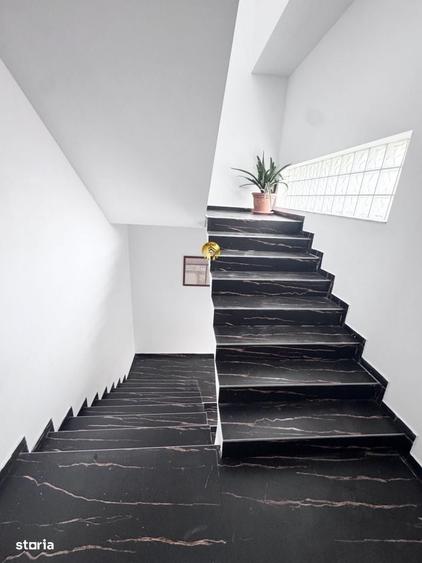 Apartament cu 4 camere în Central