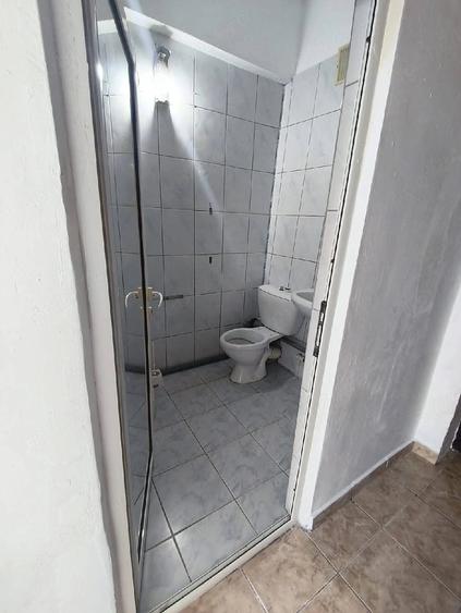 Garsonieră decomandată în Zahana