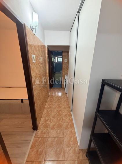 Apartament cu 3 camere în Alexandru cel Bun