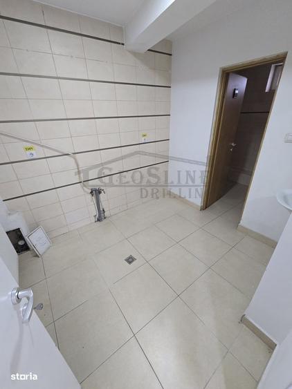 Spațiu comercial, de 83 mp, în Baciu