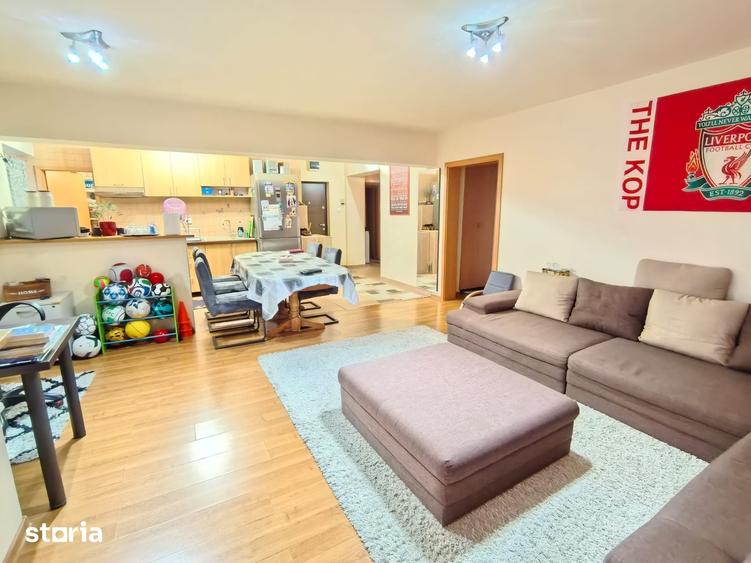 Apartament cu 4 camere în Simion Bărnuțiu