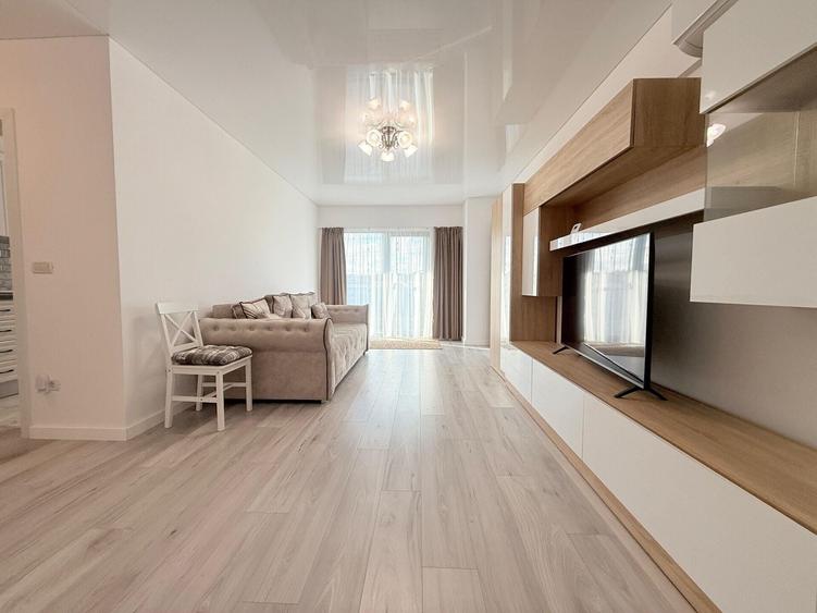 Apartament cu 2 camere decomandat, mobilat în Nicolina