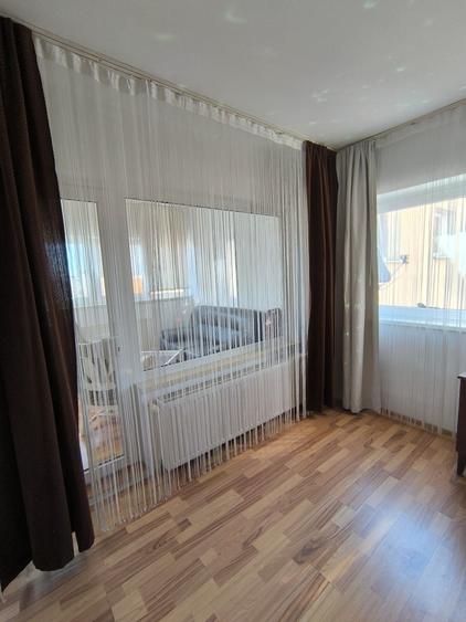 Apartament cu 2 camere decomandat în Drumul Carului