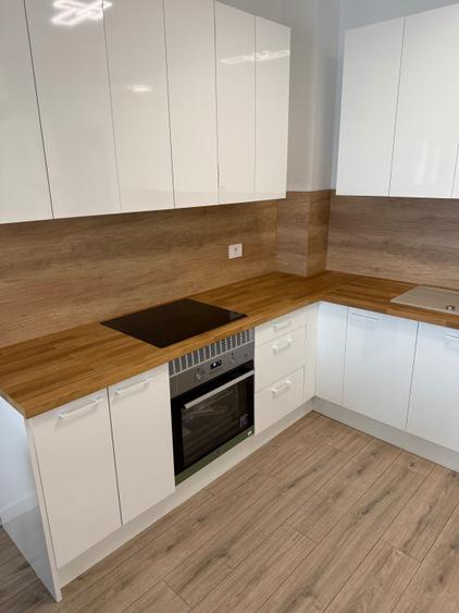 Apartament cu 2 camere semidecomandat, mobilat în Central