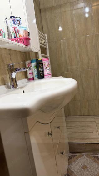 Apartament cu 2 camere decomandat în Micro IV