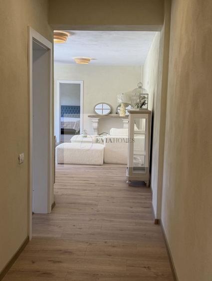 Apartament cu 3 camere semidecomandat, mobilat în Borhanci