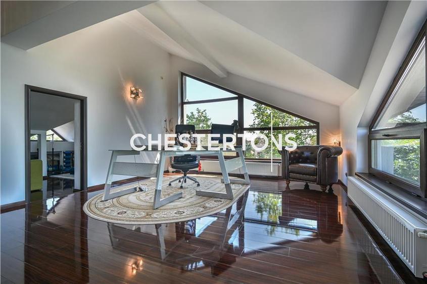 Vanzare Casa P+1+M/Curte 823 MP/Construtie impecabila/compartimentare deosebita - 24