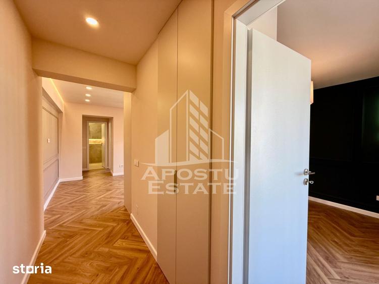 Apartament cu 3 camere, mobilat în Ultracentral